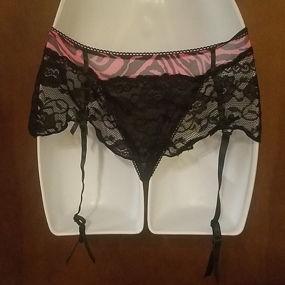 TWO PIECE HOT PINK AND BLACK ZEBRA LINGERIE SET - Picture 5 of 5
